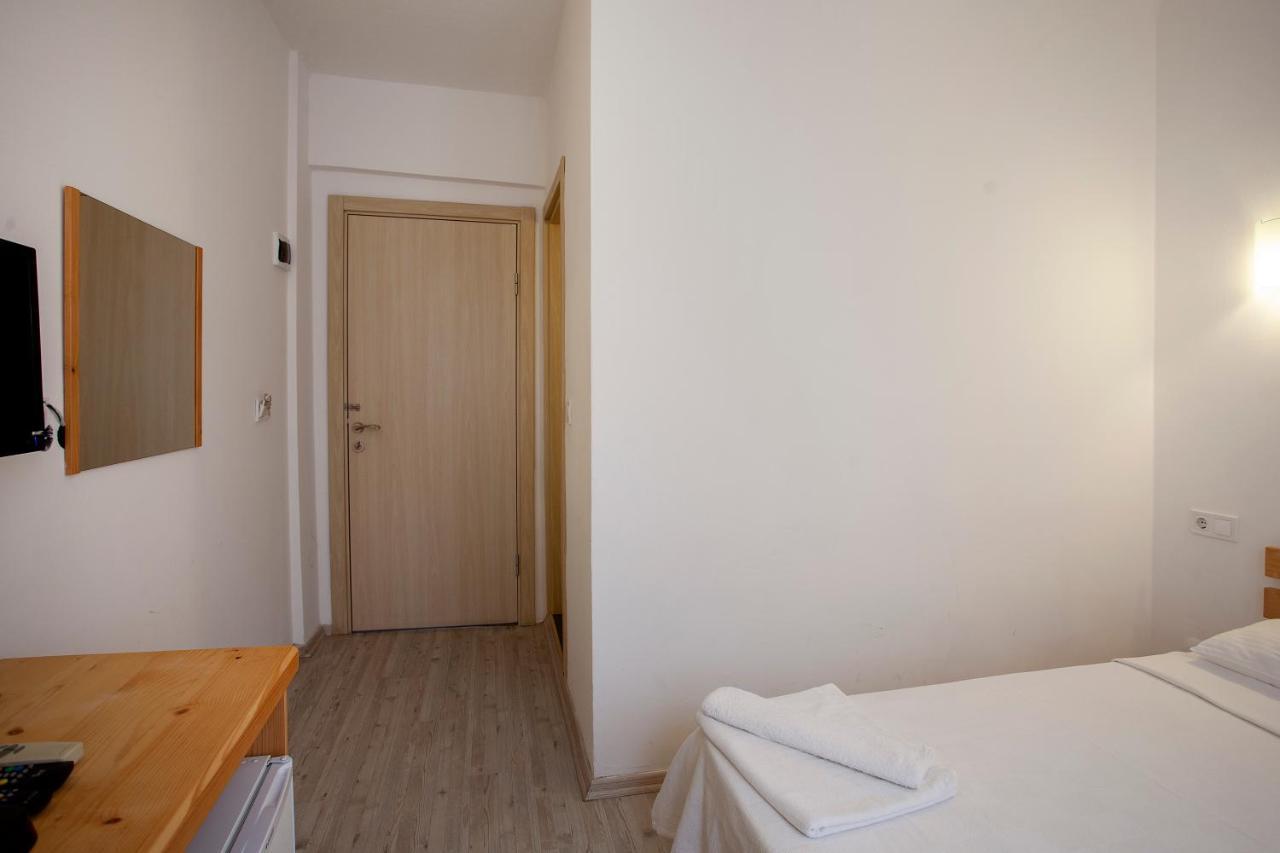 Zephyros City Otel Датча Екстериор снимка
