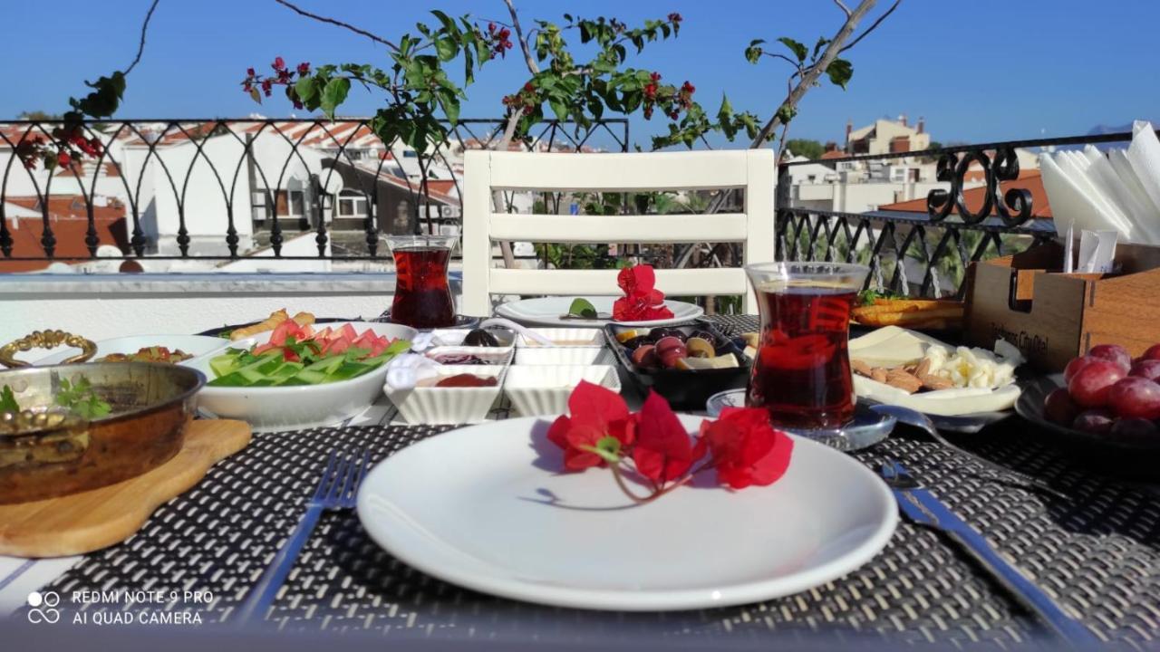 Zephyros City Otel Датча Екстериор снимка